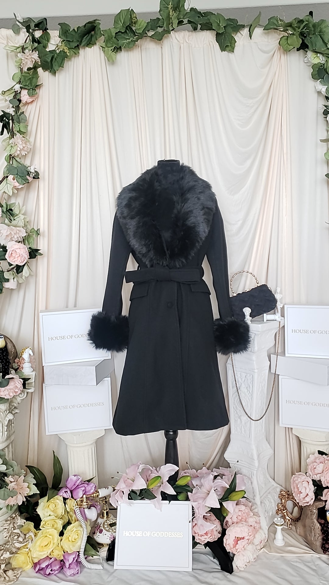 *PRE-ORDER* ERIS Fur Coat- Midnight Noir